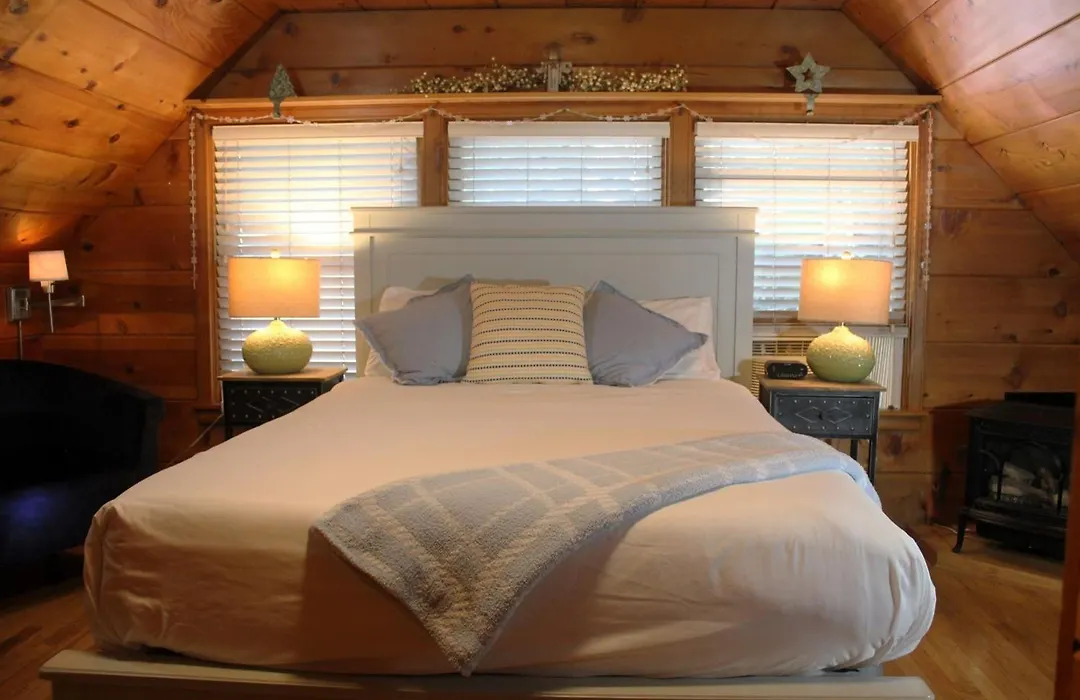 Elliott House Boutique Inn-1